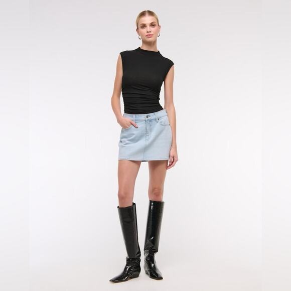 Abercrombie Light Blue Denim High Rise Mini Skirt Size 31 - Picture 3 of 5